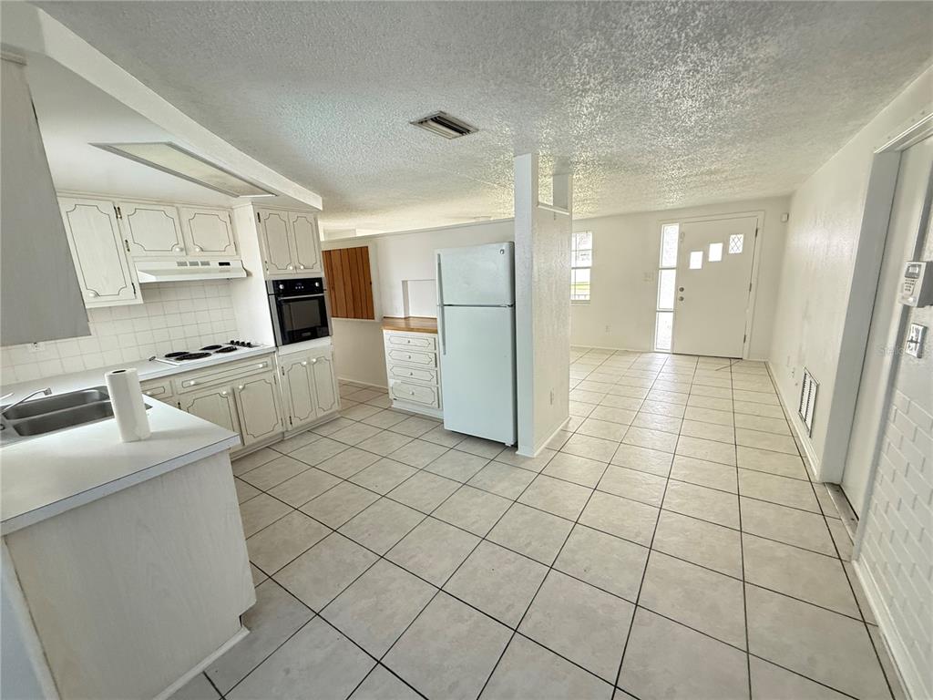 4233 Darlington Road Holiday, FL 34691 - Photo 36 of 57