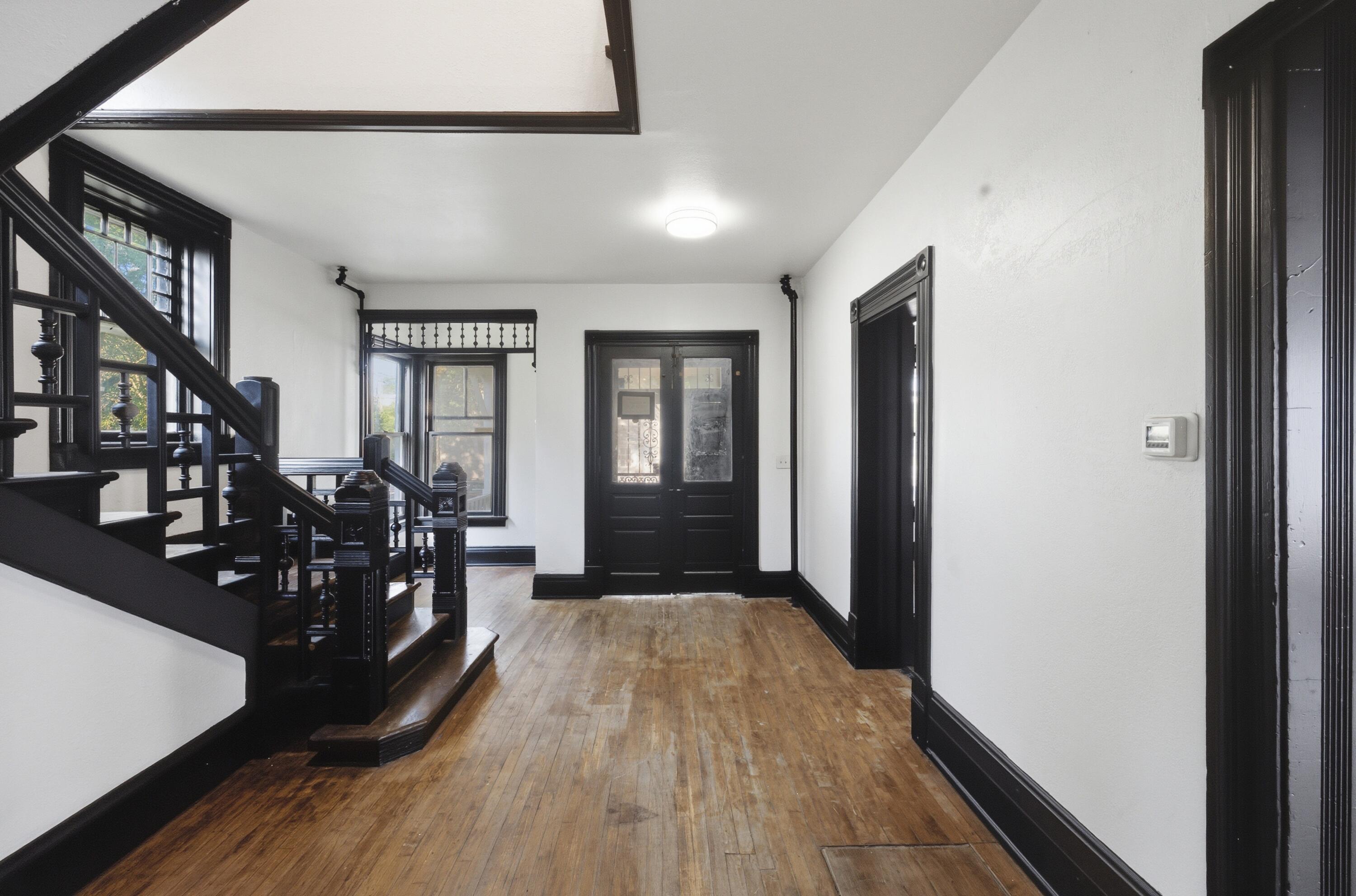 807 North 23rd Street Milwaukee, WI 53233 - Photo 1 of 26 23rdSt_010