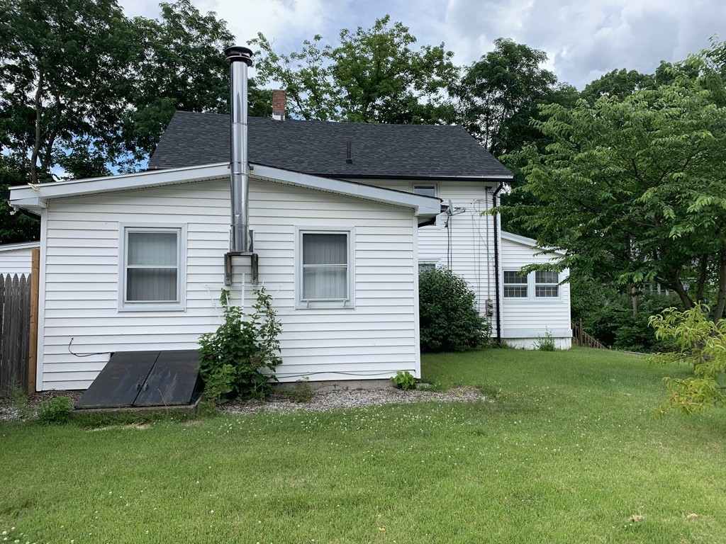 120-122 Hampden Street Springfield, MA 01151 - Photo 13 of 15