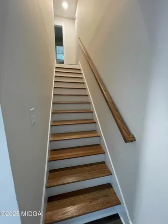 $1,100 | 2375 Parker Avenue, Unit 2, Macon, GA 31204