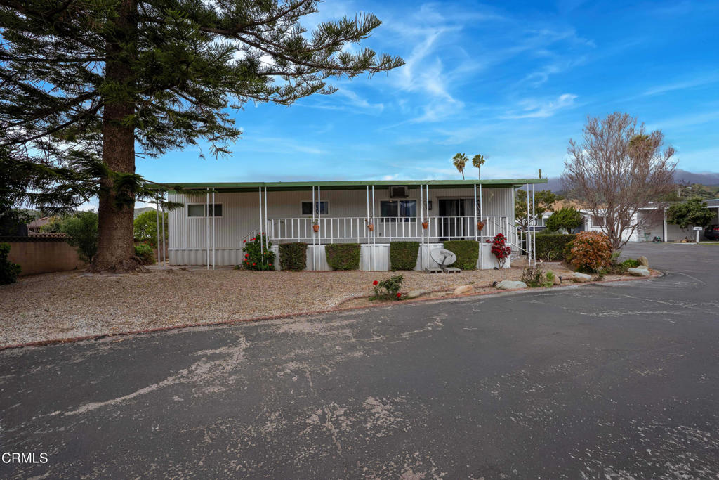 1500 Richmond Road, Unit 15 Santa Paula, CA 93060 - Photo 4 of 21 1500RichmondRd#15,SantaPaula-4