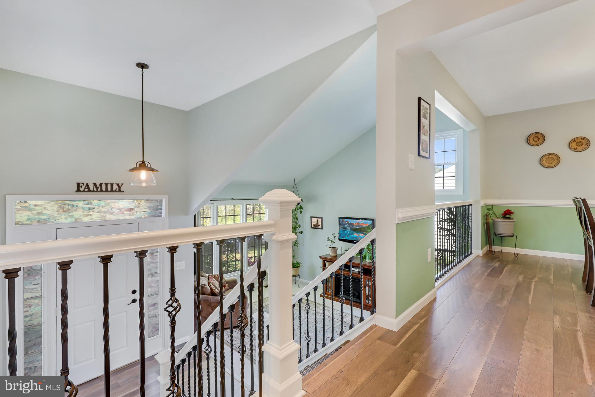 108 Country Road Sterling, VA 20165 - Photo 20 of 32 Gallery Image 20