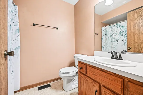 $228,000 | 157 Saenz Lane, Unit 157, Joliet, IL 60436