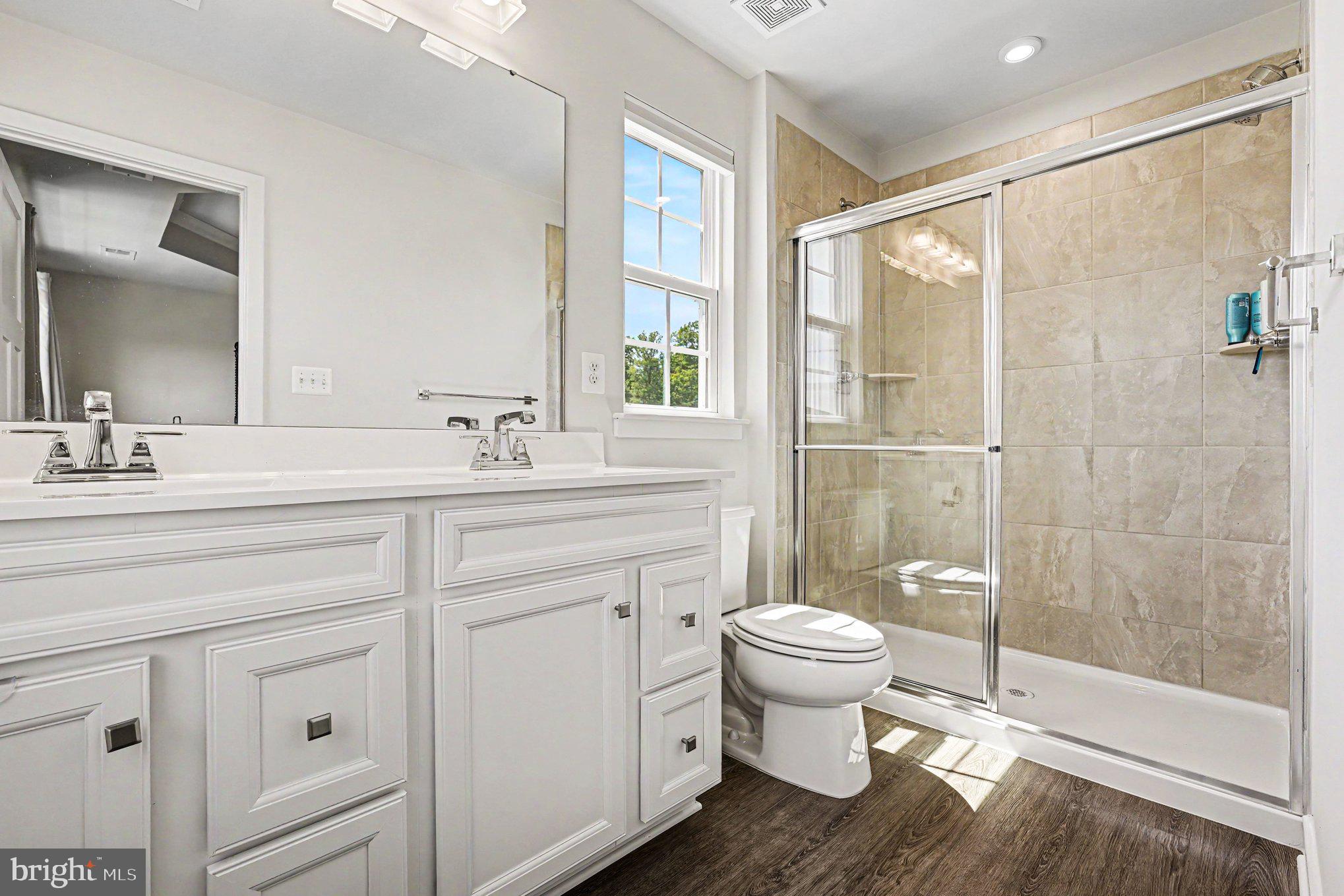 36066 Coyote Trail Locust Grove, VA 22508 - Photo 14 of 33 Walk-in shower in primary suite