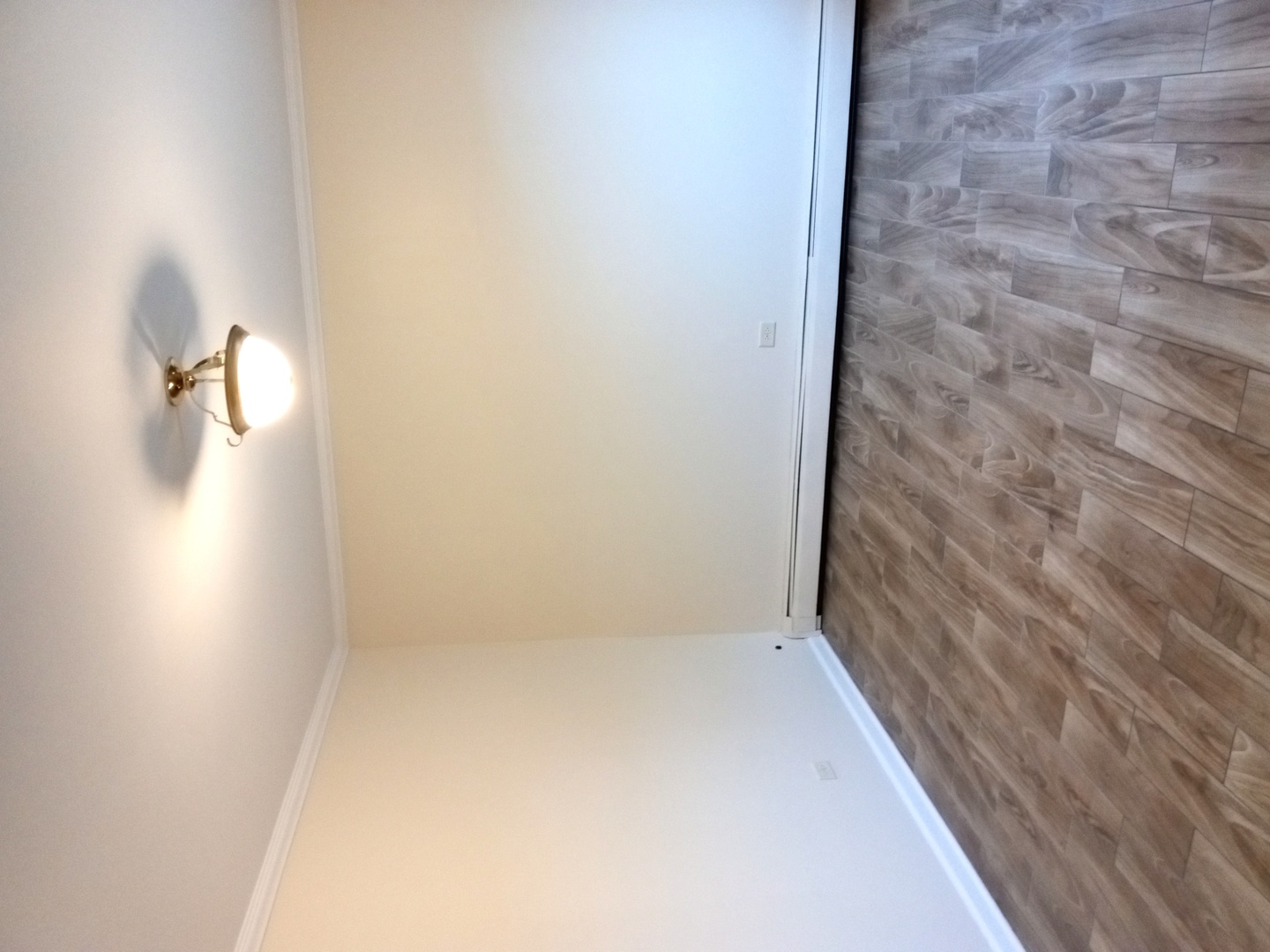 107 East Dundee Road, Unit 1S Wheeling, IL 60090 - Photo 8 of 9