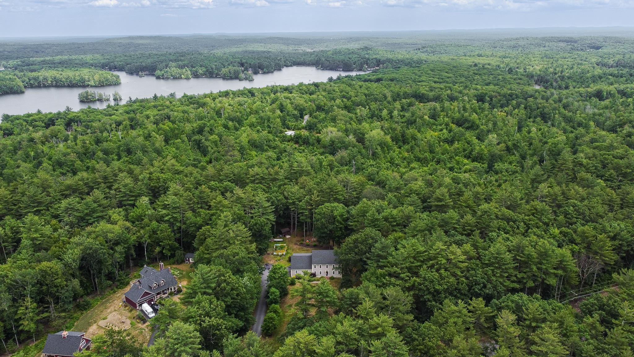 151 Mountain Road Nottingham, NH 03290 - Photo 2 of 40