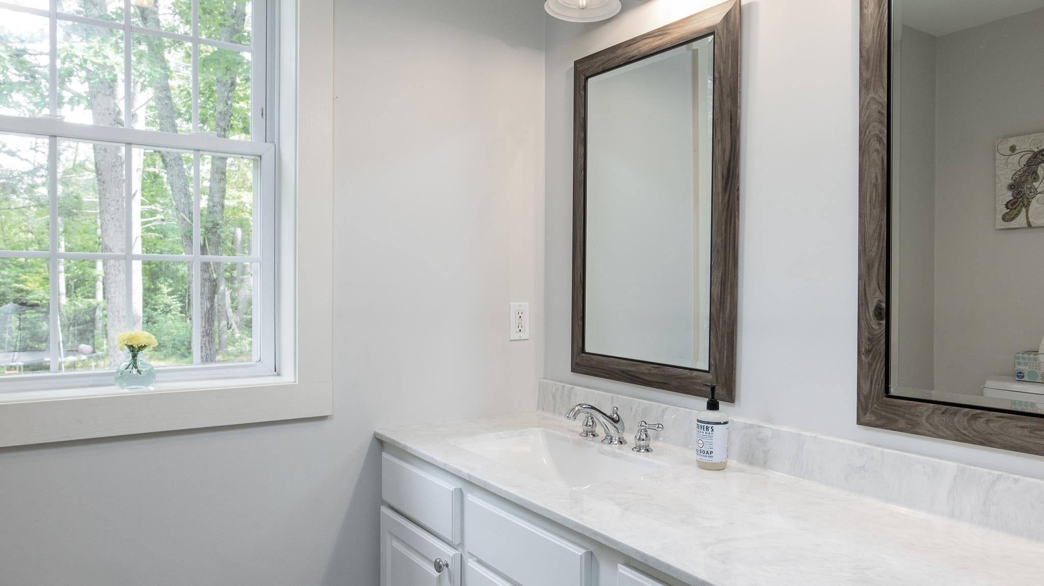 151 Mountain Road Nottingham, NH 03290 - Photo 30 of 40