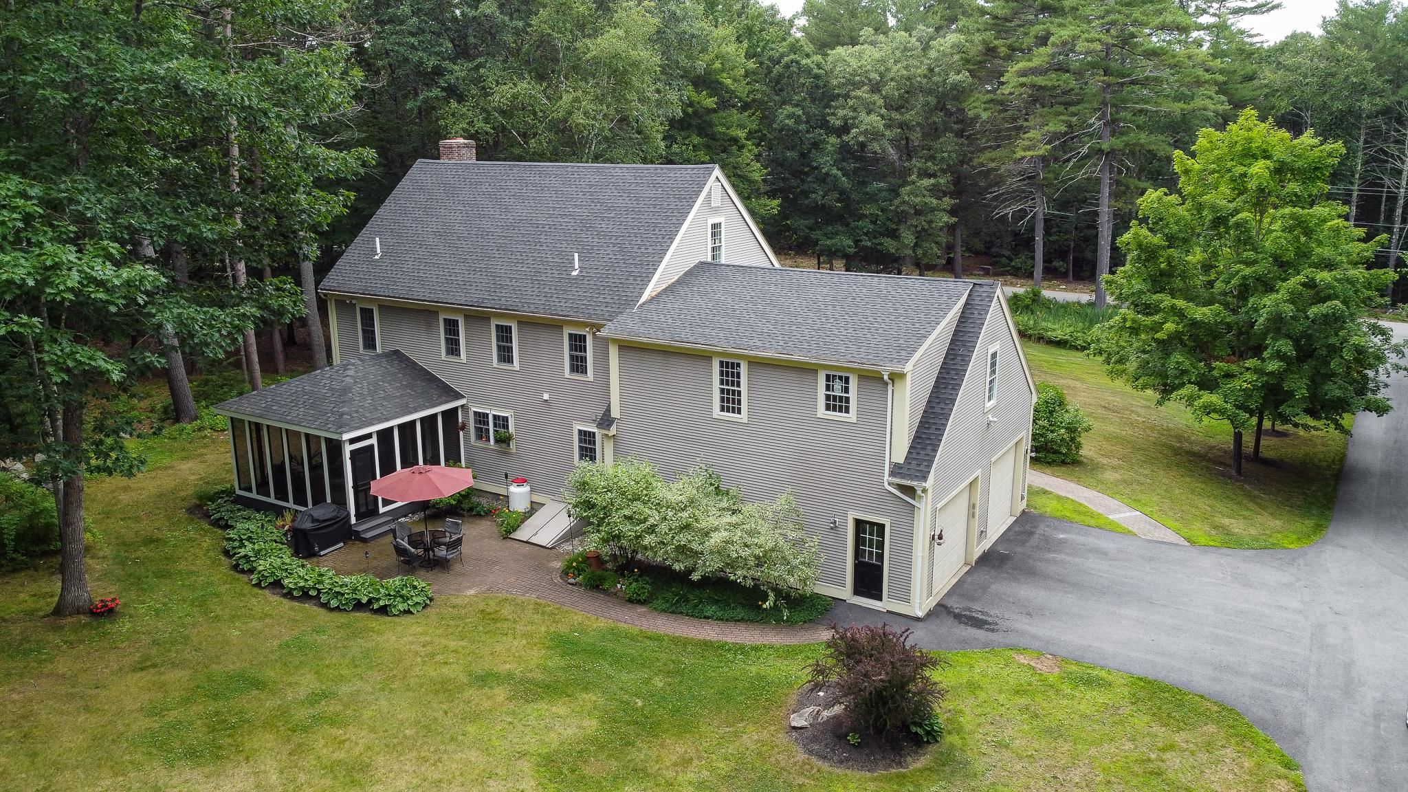 151 Mountain Road Nottingham, NH 03290 - Photo 4 of 40