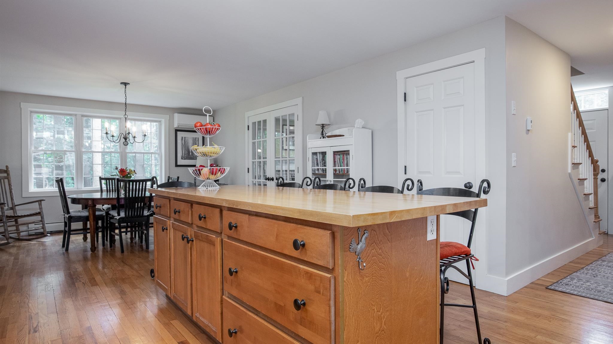 151 Mountain Road Nottingham, NH 03290 - Photo 8 of 40