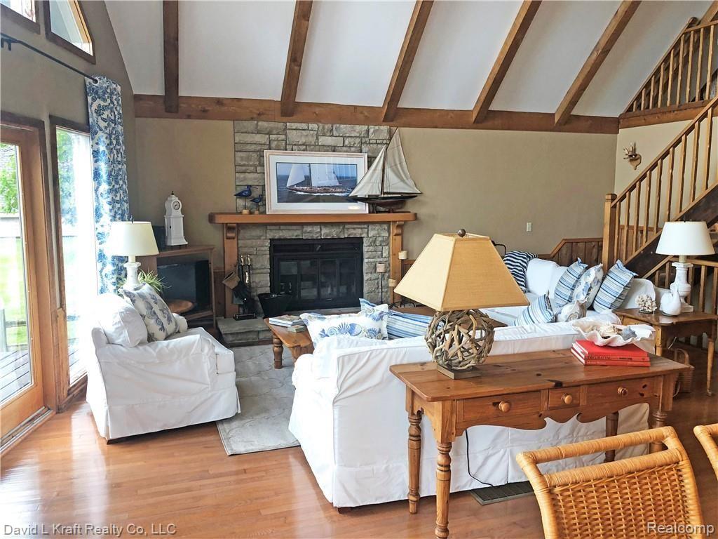 4726 Port Austin Road Caseville, MI 48725 - Photo 3 of 32 4726PtAustinLR.jpg