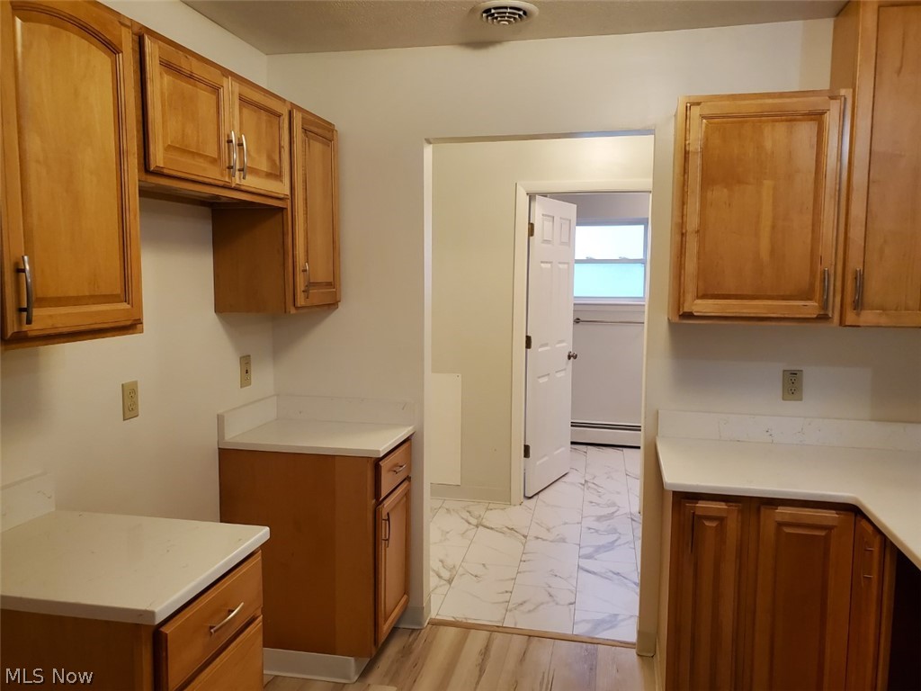 4751 Forest Road Mentor, OH 44060 - Photo 11 of 24 QUALITY CABINETS AND FLOORING.