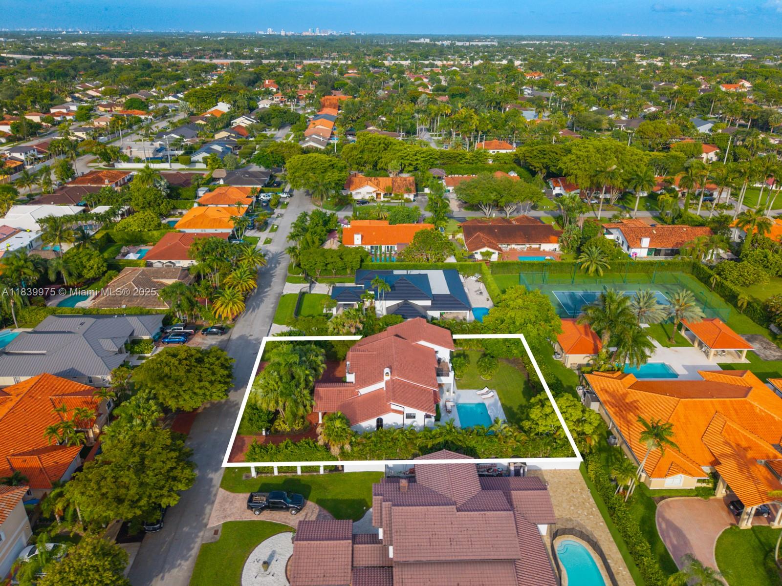 12480 Southwest 97th Street Miami, FL 33186 - Photo 11 of 64