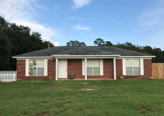 947 Summerton Drive Foley, AL 36535 - Photo 1 of 15