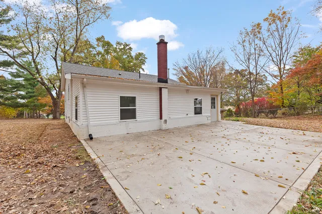 $215,000 | 4225 Treat Highway, Adrian, MI 49221