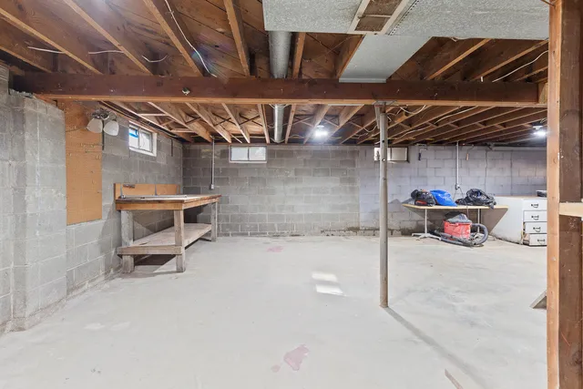 $215,000 | 4225 Treat Highway, Adrian, MI 49221