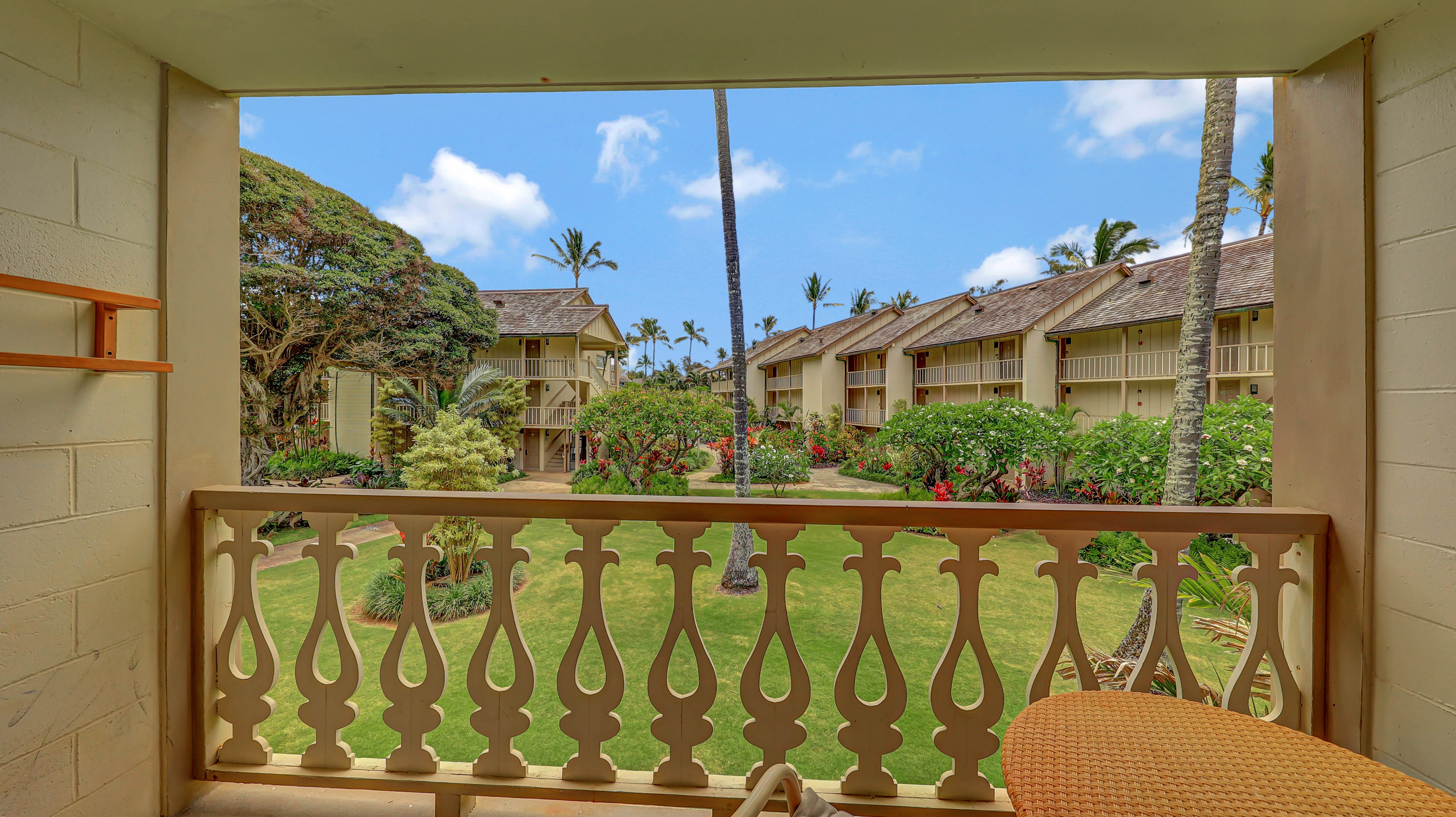 440 Aleka Place, Unit 256 Kapaa, HI 96746 - Photo 11 of 27 a view of a balcony