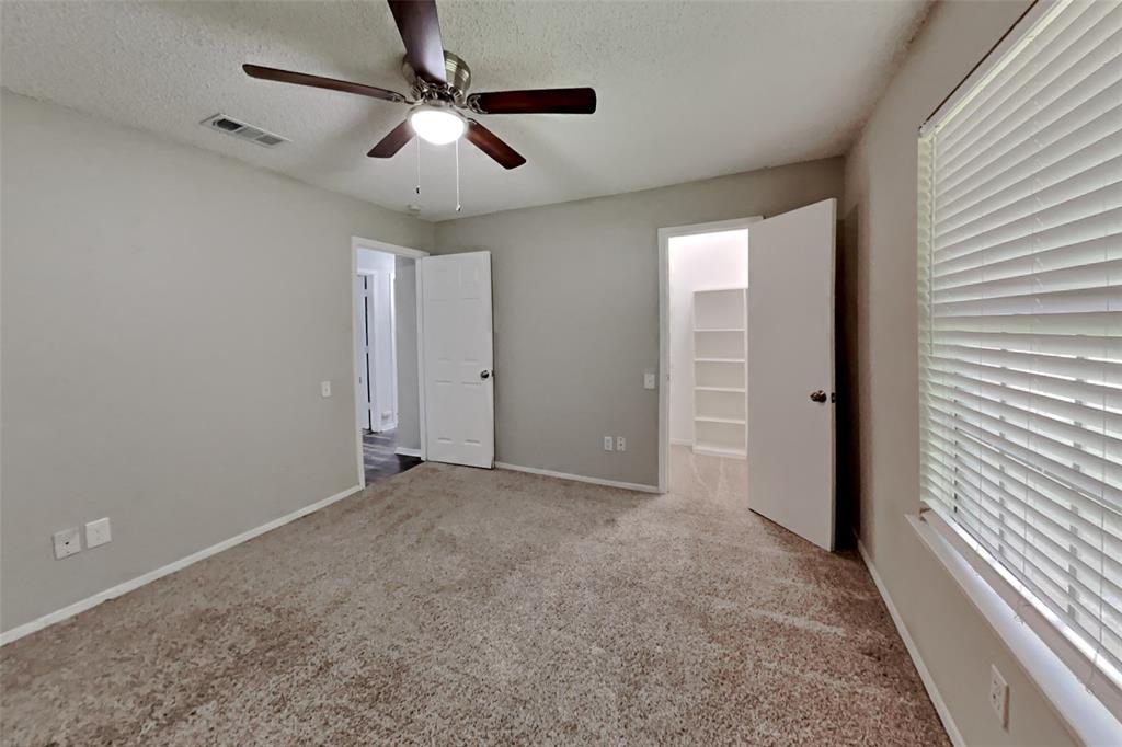 1522 Clover Hill Road Mansfield, TX 76063 - Photo 11 of 18