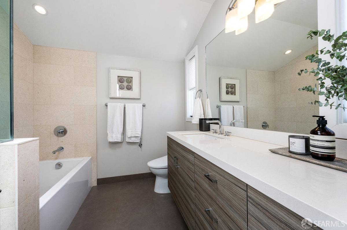 216 17th Avenue San Francisco, CA 94121 - Photo 26 of 84