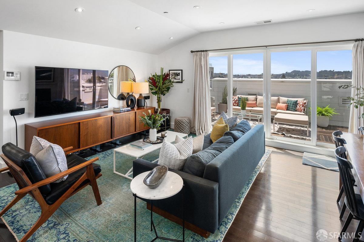 216 17th Avenue San Francisco, CA 94121 - Photo 4 of 84
