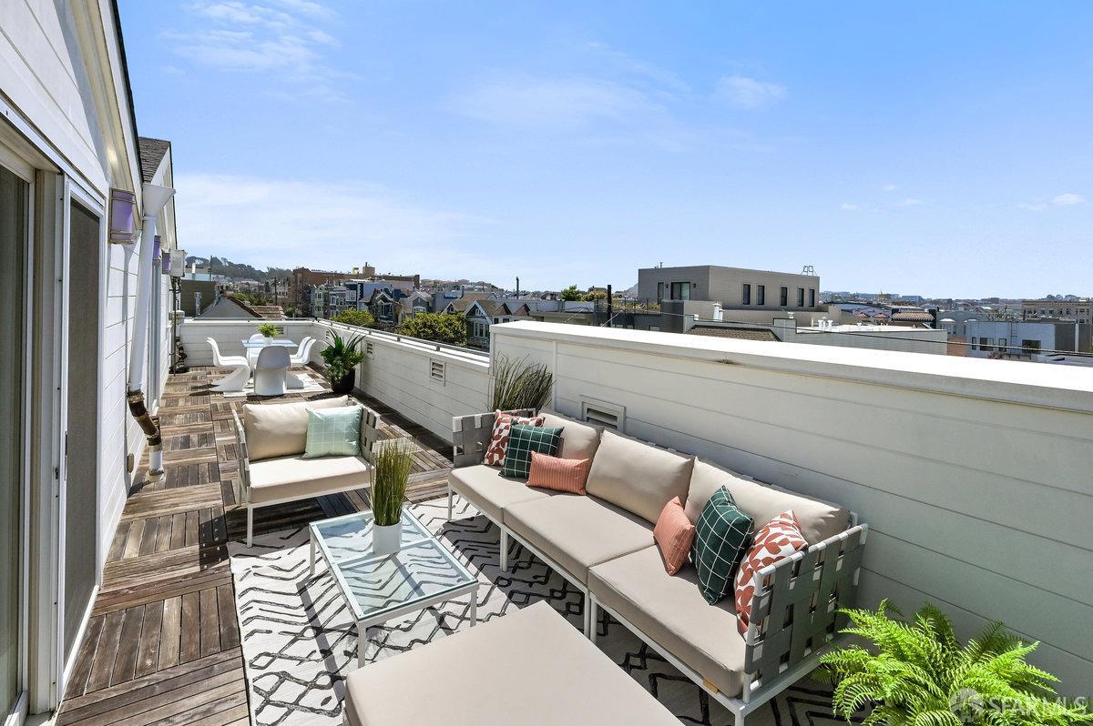 216 17th Avenue San Francisco, CA 94121 - Photo 7 of 84