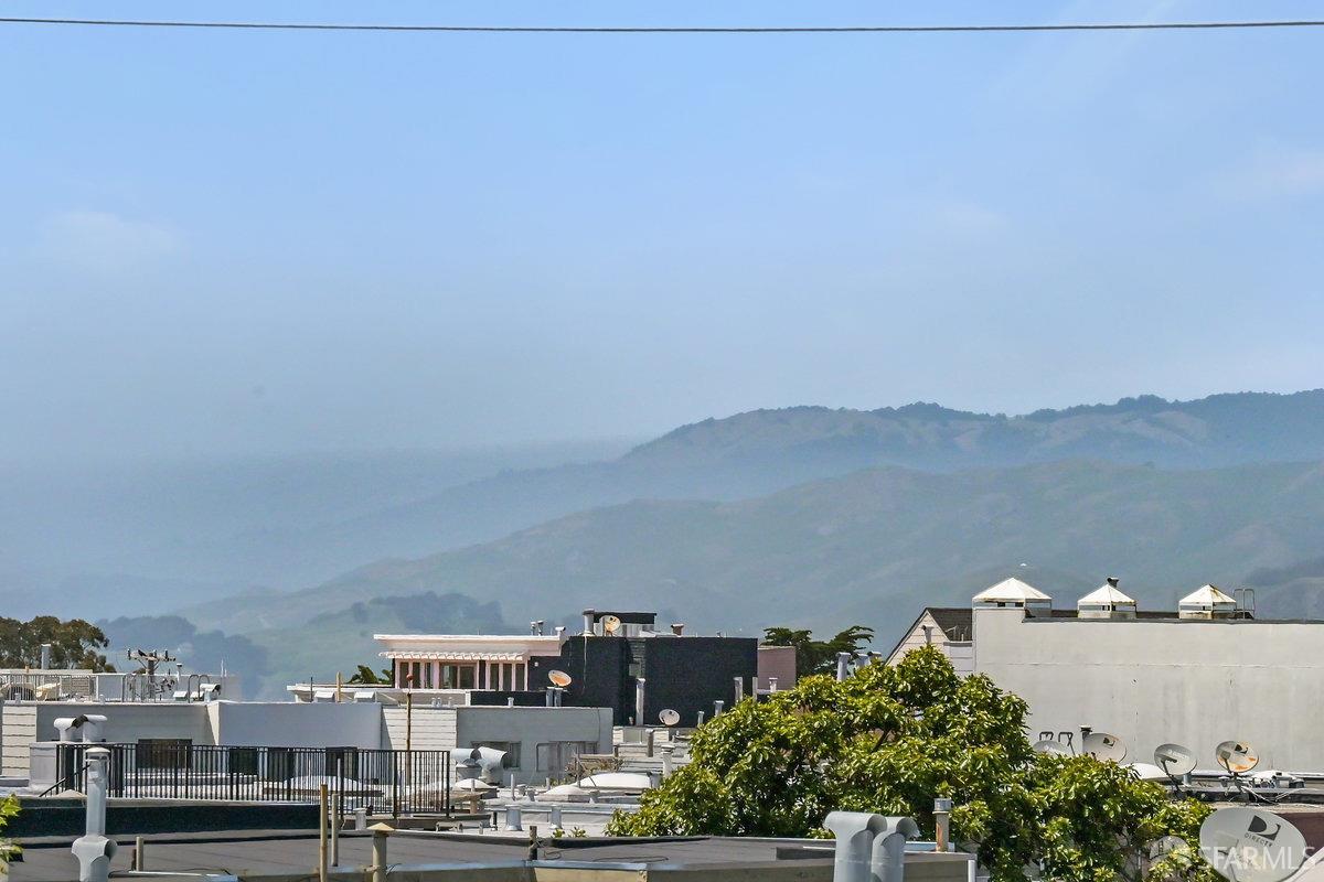 216 17th Avenue San Francisco, CA 94121 - Photo 8 of 84