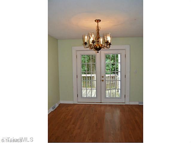 602 Oakview Road High Point, NC 27265 - Photo 4 of 9 Dining Room.