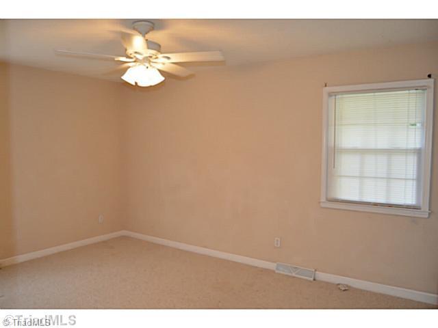 602 Oakview Road High Point, NC 27265 - Photo 7 of 9 2nd Bedroom.