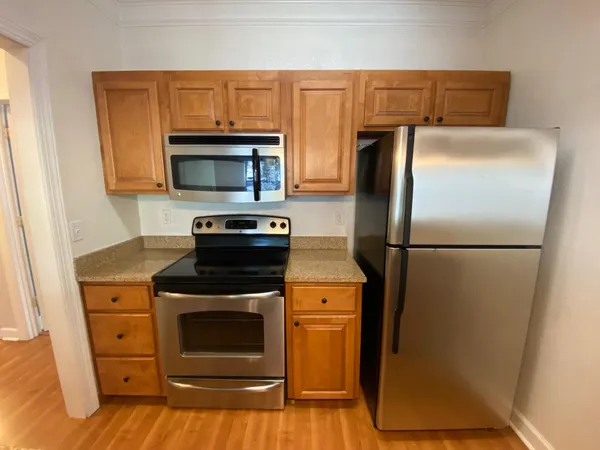 $1,495 | 1930 Honolulu Lane, Tallahassee, FL 32304