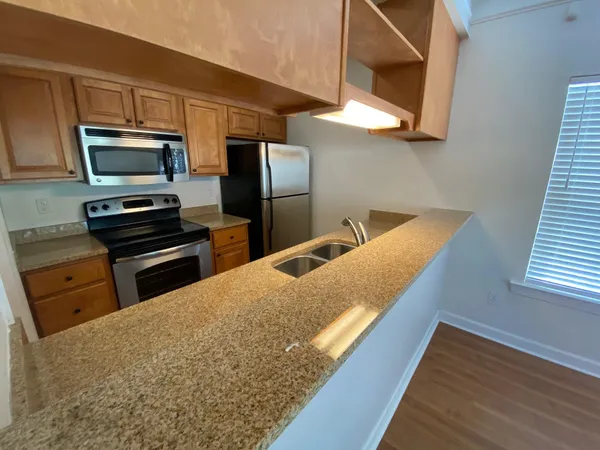 $1,495 | 1930 Honolulu Lane, Tallahassee, FL 32304