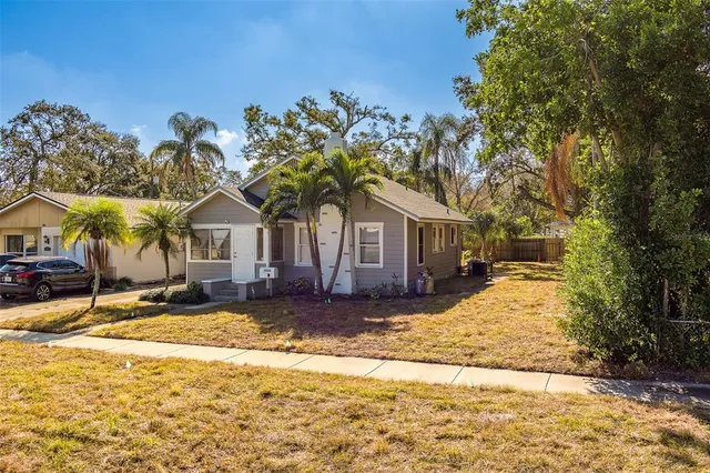 $2,350 | 4642 7th Avenue North, St. Petersburg, FL 33713