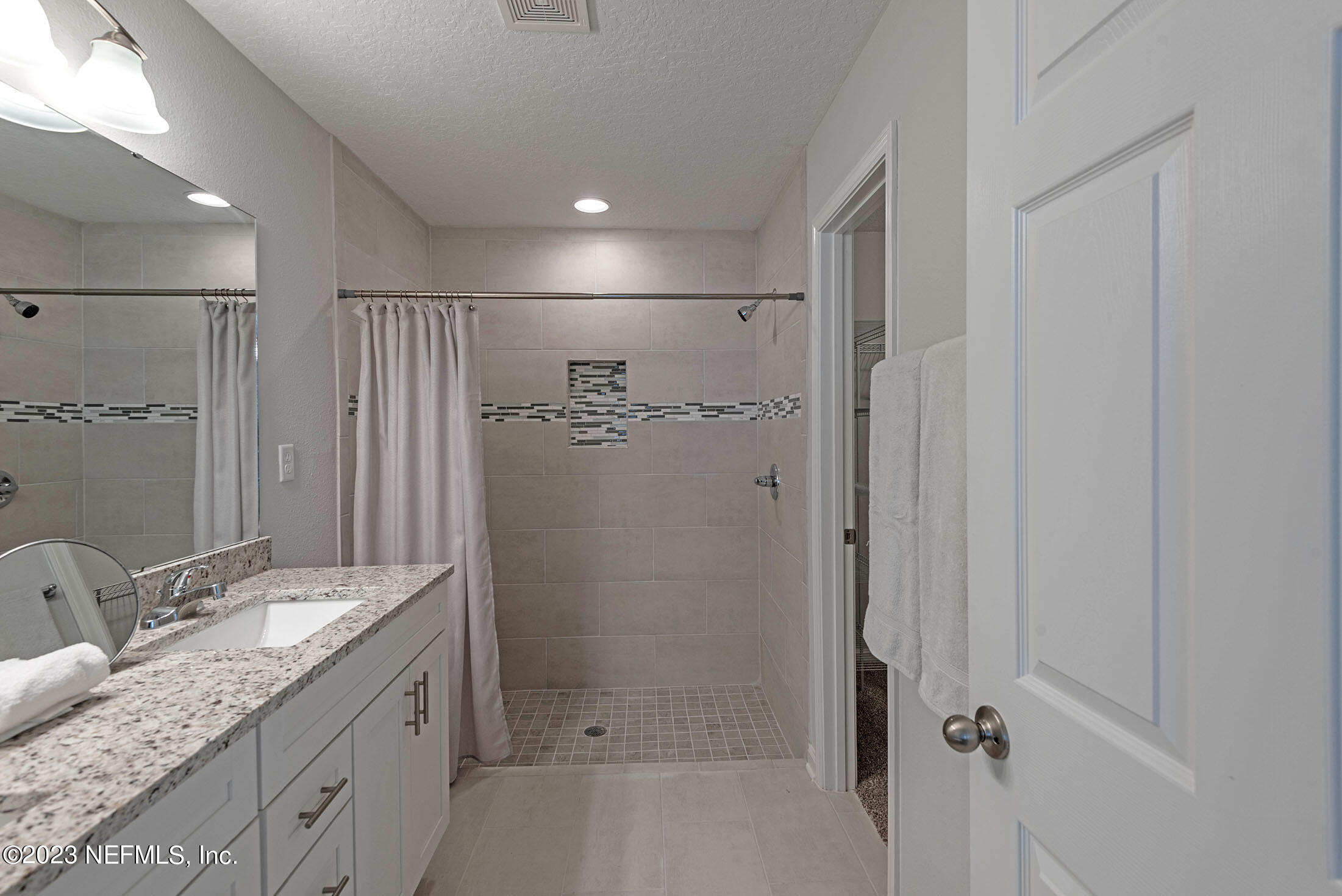 260 Katherine Road Jacksonville, FL 32218 - Photo 31 of 54 DSC_8264-HDR