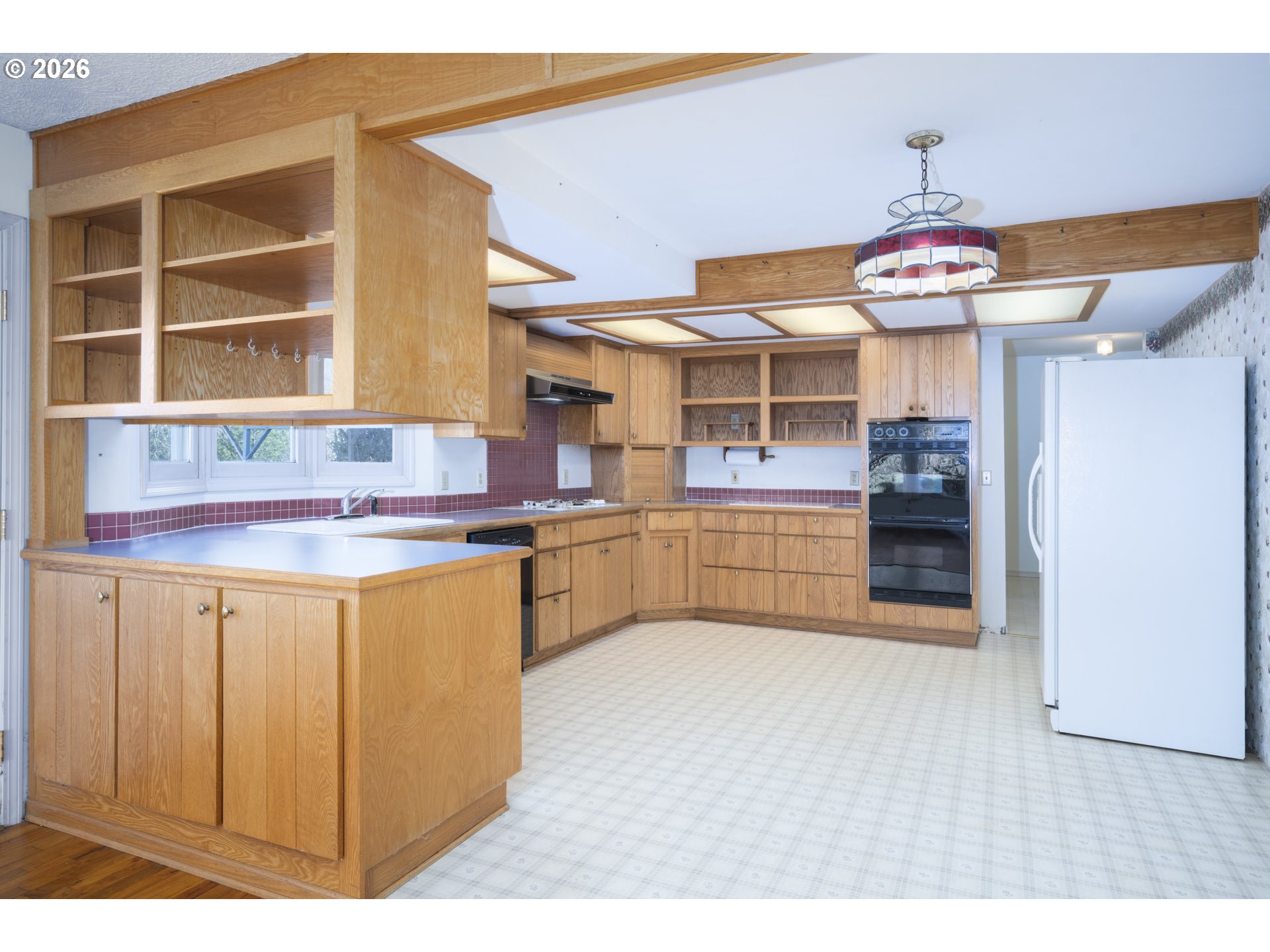 233 Crowsfoot Road Oakland, OR 97462 - Photo 7 of 34 Kitchen/Nook