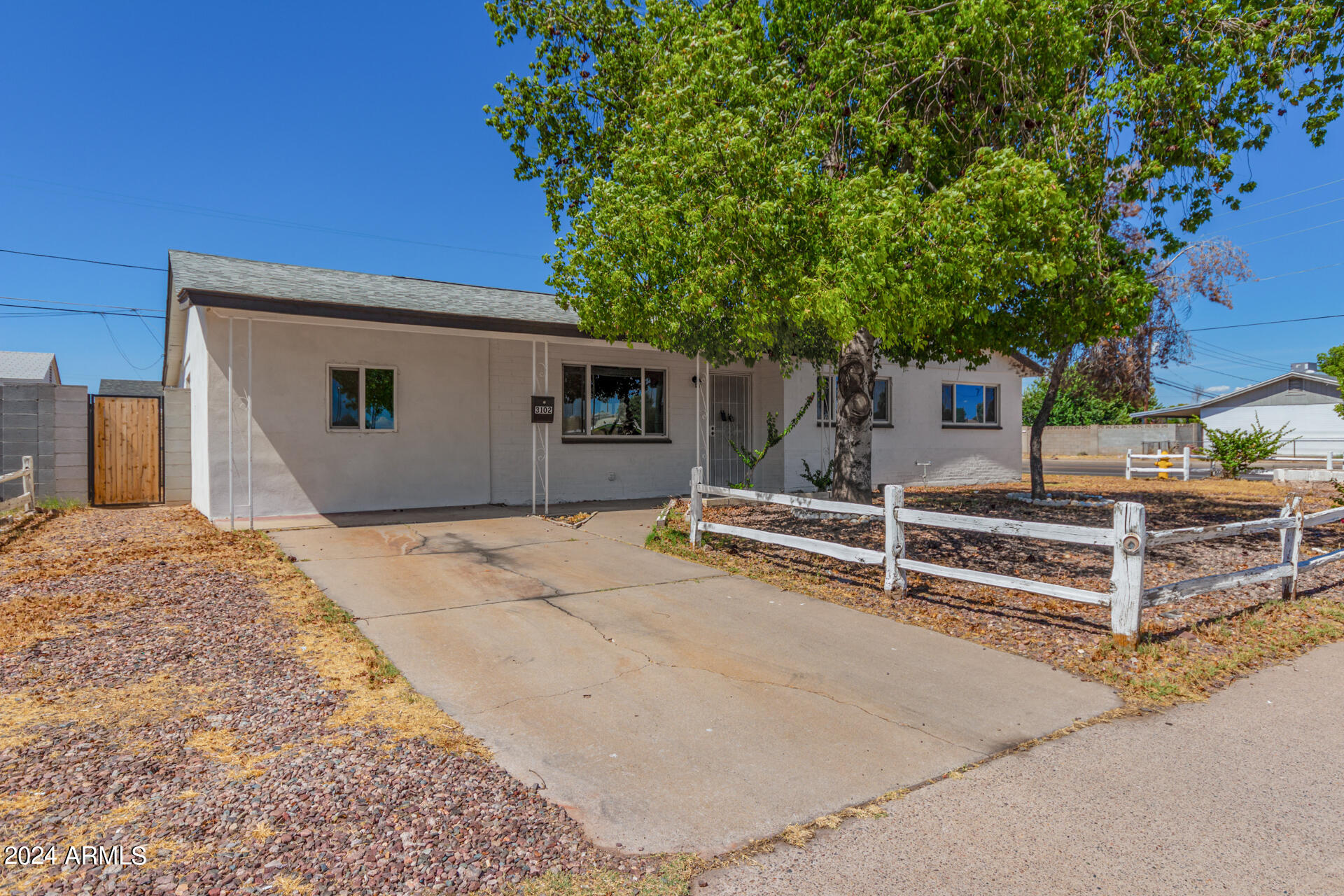 3102 West Cactus Road Phoenix, AZ 85029 - Photo 5 of 33 05 - Cactus
