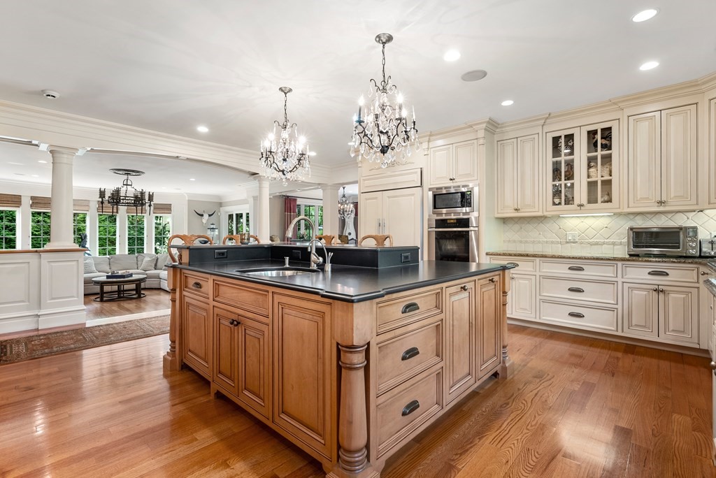 14 Monadnock Road Wellesley, MA 02481 - Photo 18 of 42