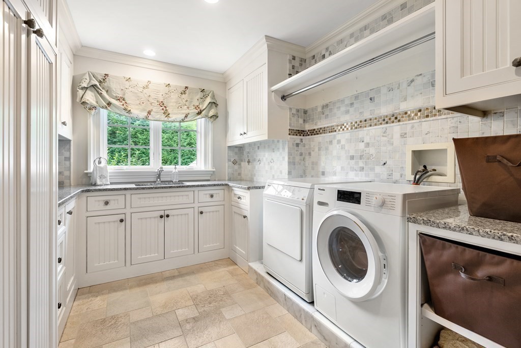 14 Monadnock Road Wellesley, MA 02481 - Photo 33 of 42