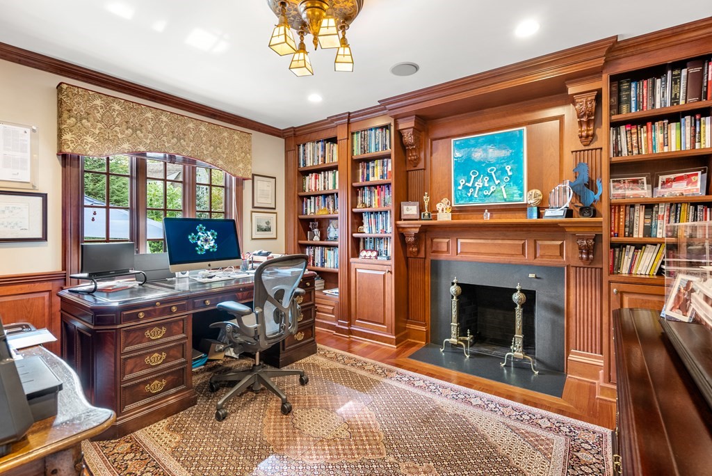 14 Monadnock Road Wellesley, MA 02481 - Photo 8 of 42