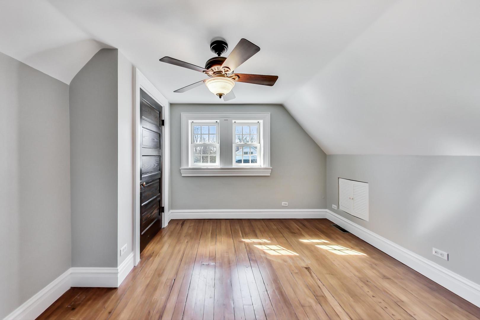 692 Cherry Avenue Lake Forest, IL 60045 - Photo 20 of 38