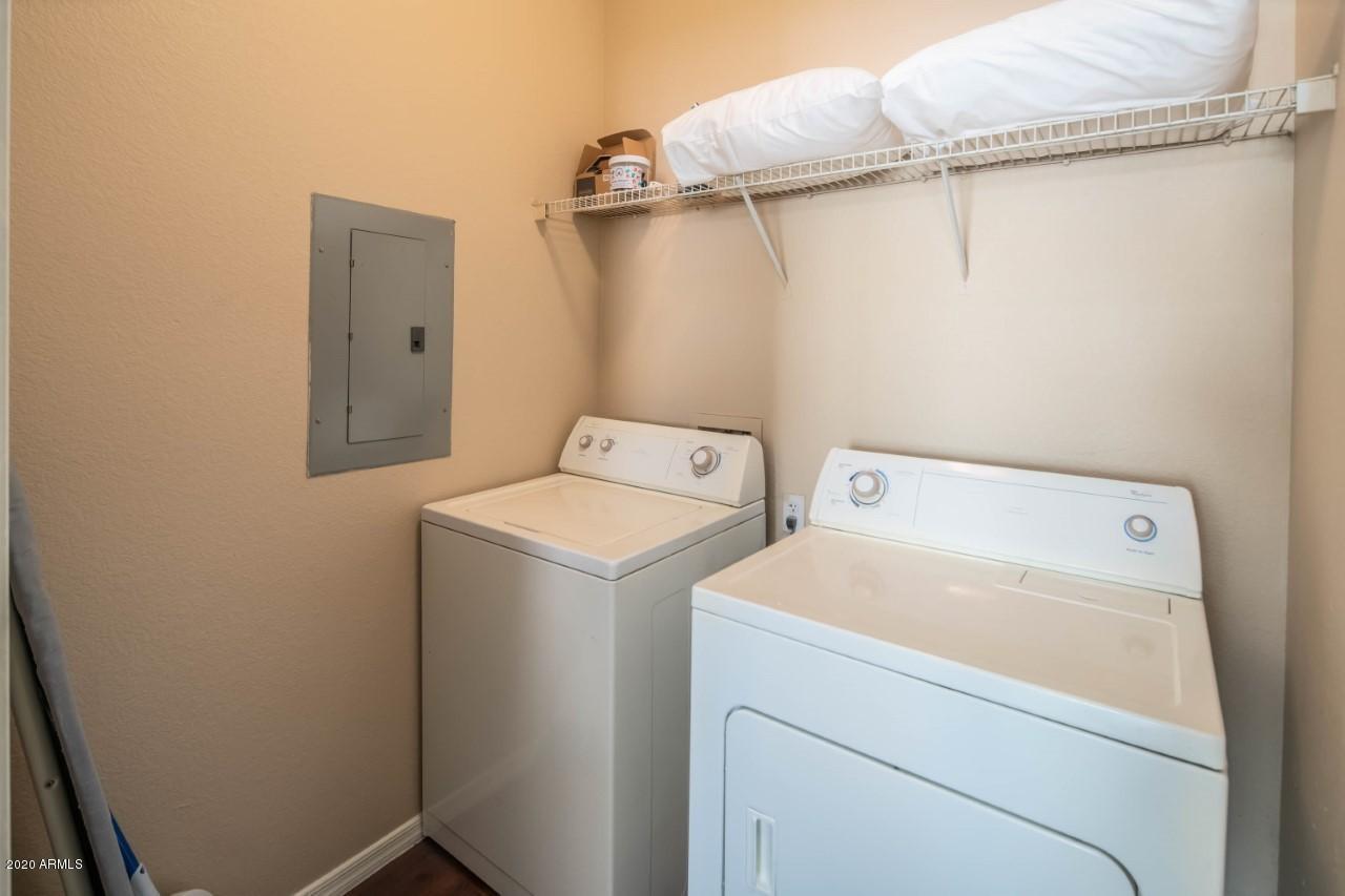 10 West Minnezona Avenue, Unit 2 Phoenix, AZ 85012 - Photo 6 of 9 a utility room with dryer and washer