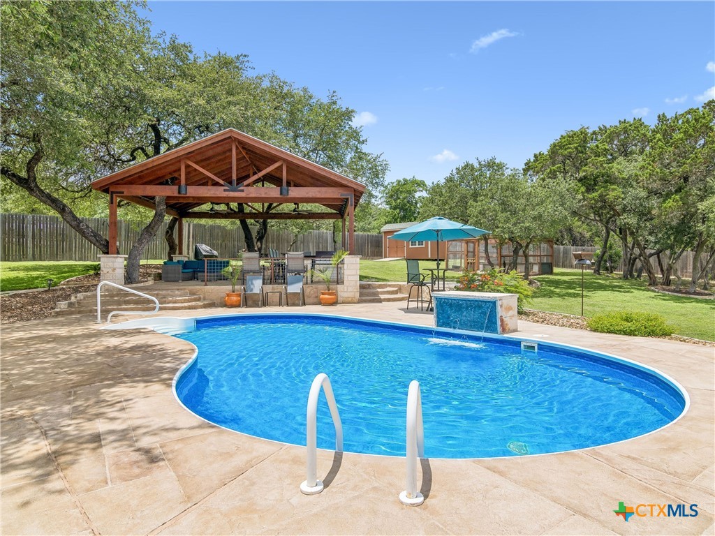 184 Stockman Circle Spring Branch, TX 78070 - Photo 5 of 47