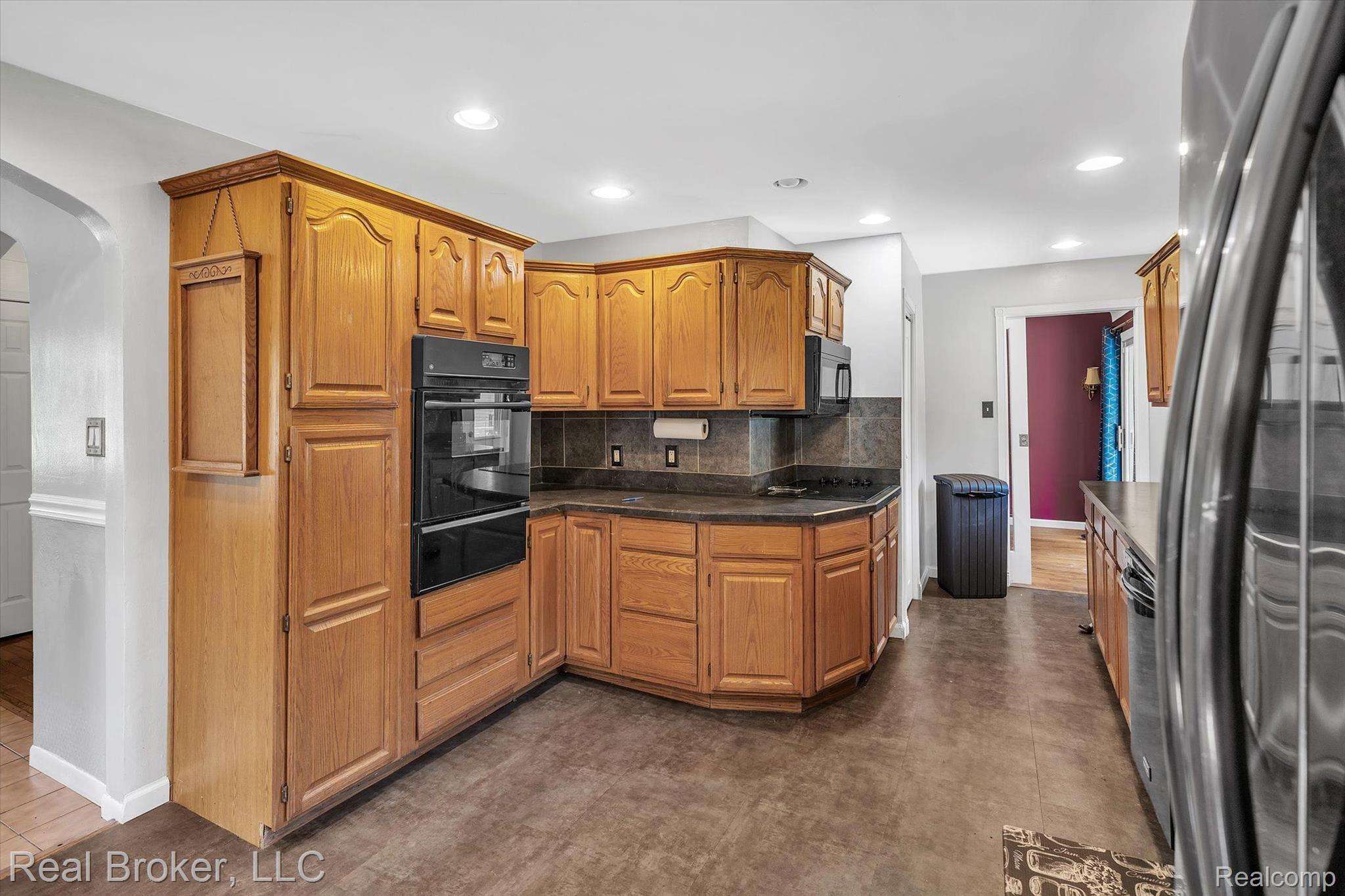 21420 Superior Road Taylor, MI 48180 - Photo 18 of 50 Gallery Image 18