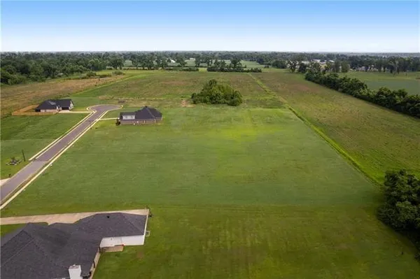$64,000 | 1328 Bonaire Trace, Alexandria, LA 71303