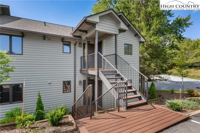 $699,000 | 264 Evergreen Drive, Unit 6, Blowing Rock, NC 28605