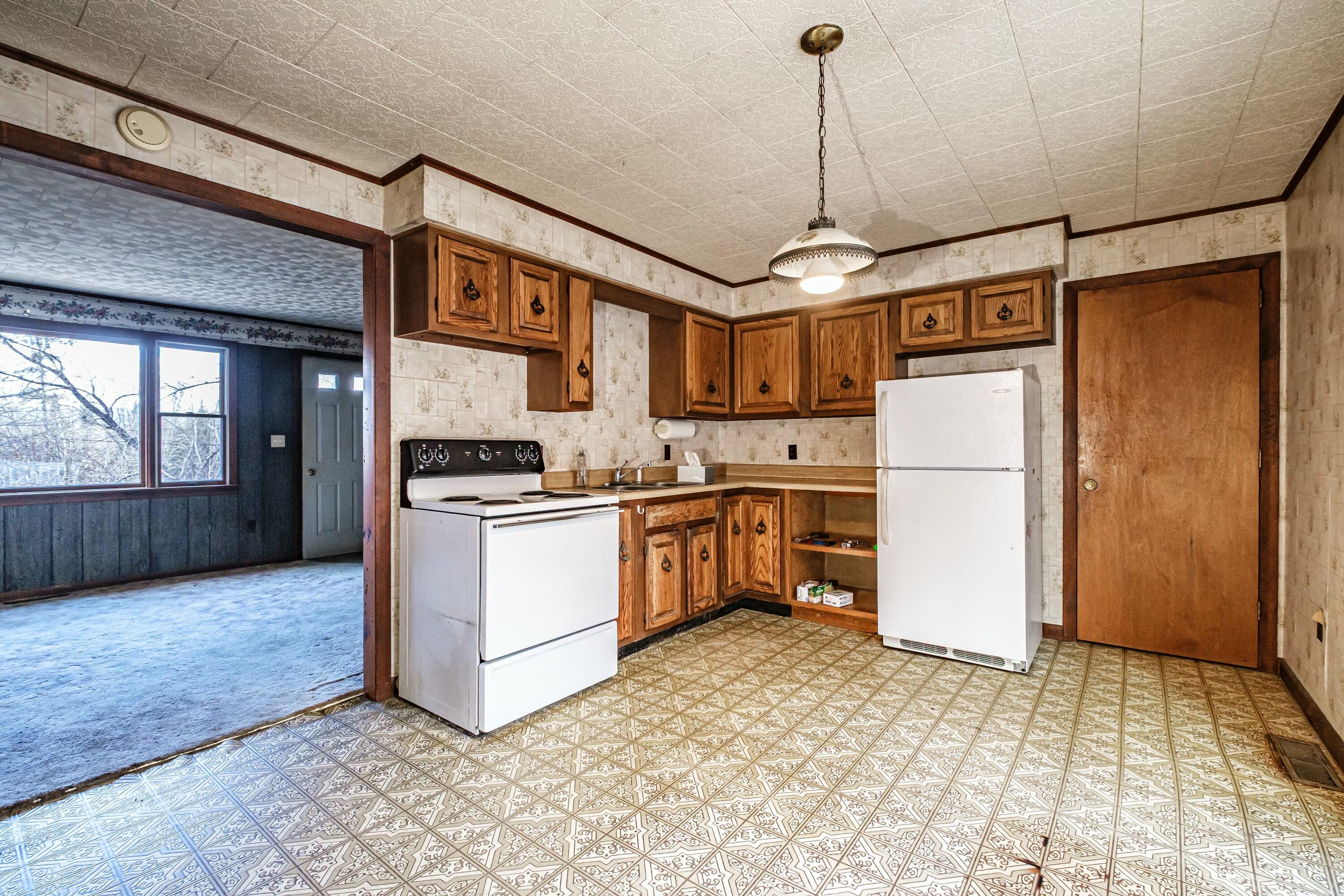 114 Butters Hill Road Stoneham, ME 04231 - Photo 9 of 40 tempImageQNrgtv