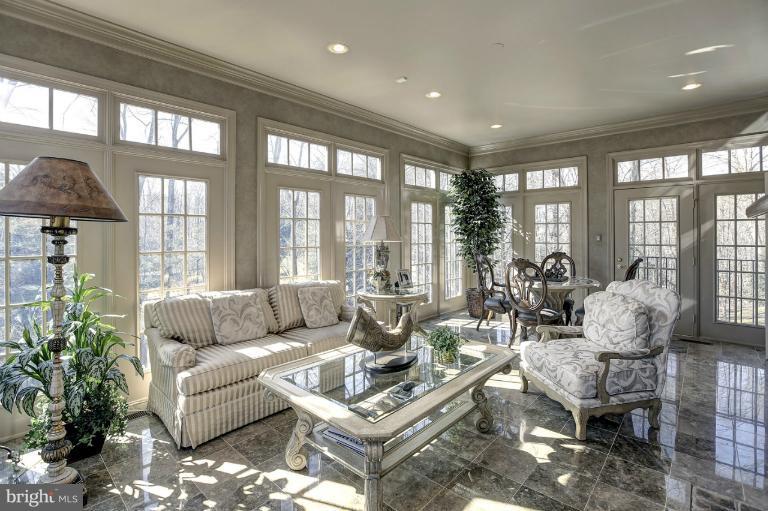 12724 Greenbriar Road Potomac, MD 20854 - Photo 23 of 30 Interior (General)