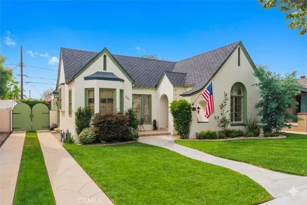 $949,900 | 331 North Pine Street, Anaheim, CA 92805