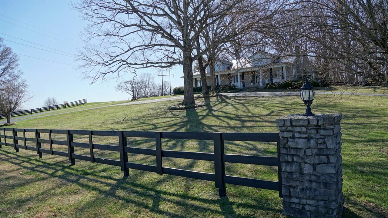 99 Little Creek Road Somerset, KY 42503 - Photo 2 of 60 DSC06274
