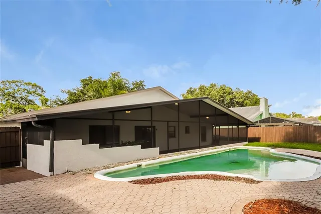 $2,270 | 1418 Monte Lake Drive, Valrico, FL 33596