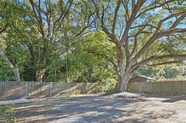 $190,000 | 156 Southpark Drive, Slidell, LA 70458