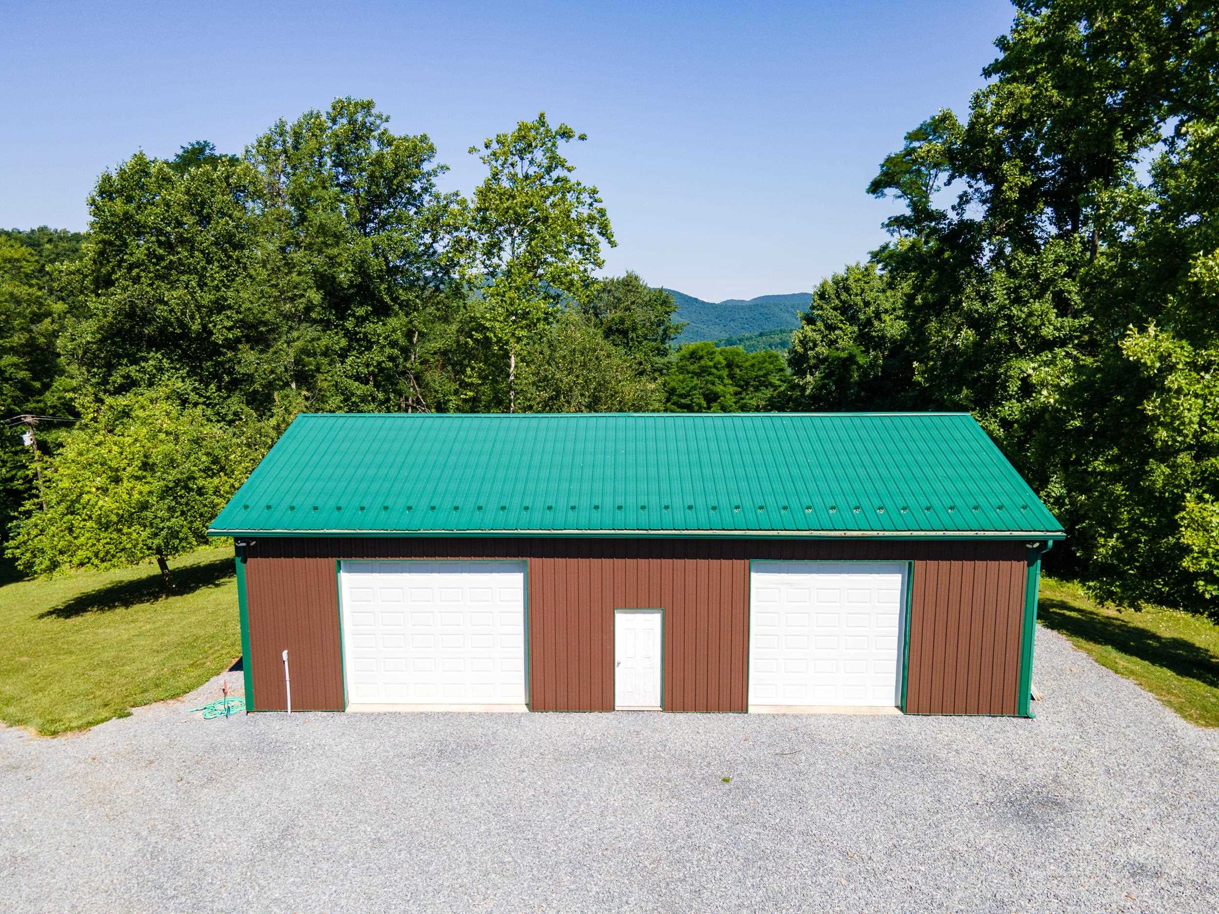 5855 Jollett Road Elkton, VA 22827 - Photo 6 of 74 1500 sq ft 4 bay garage