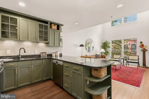 $1,075,000 | 1406 Corcoran Street Northwest, Unit C, Washington, DC 20009